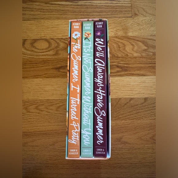 The Complete Summer I Turned Pretty Trilogy - Picture 2 of 5